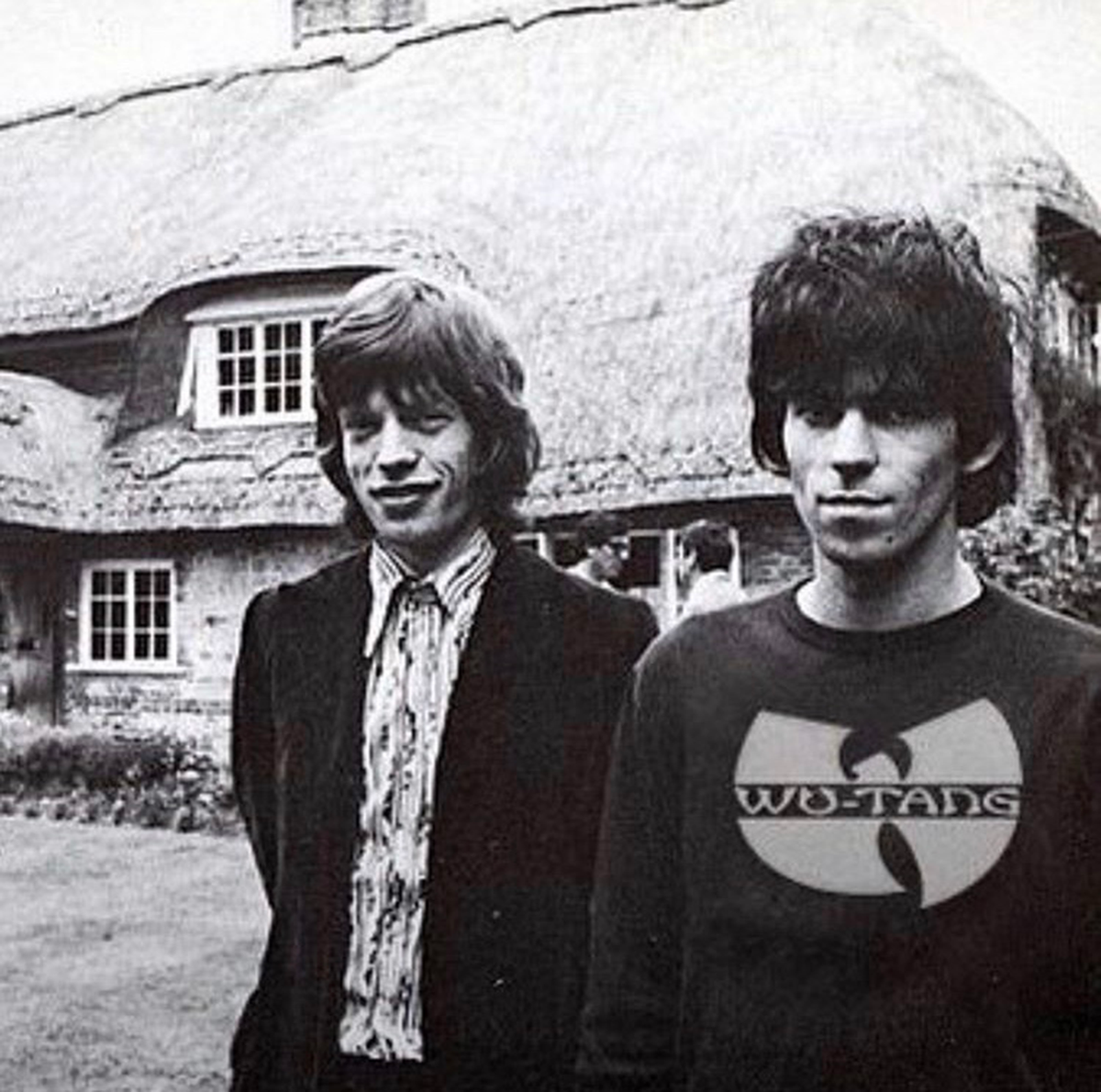 District Perfect Blend CVC Tee DM108 - temp